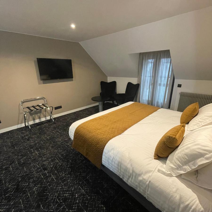 Hotel Le Sainte Jeanne Cormeilles-en-Vexin Esterno foto