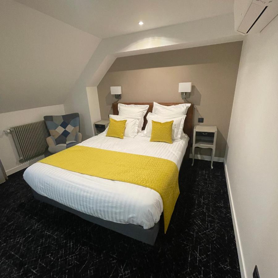 Hotel Le Sainte Jeanne Cormeilles-en-Vexin Esterno foto