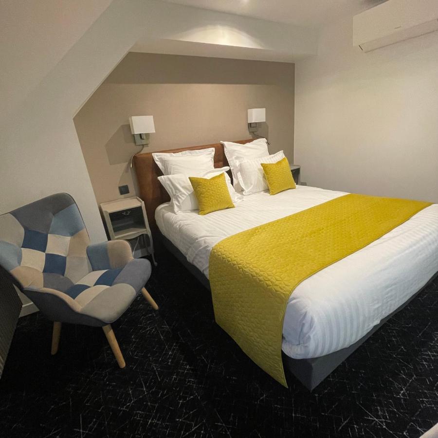 Hotel Le Sainte Jeanne Cormeilles-en-Vexin Esterno foto